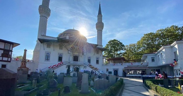 Almanya&#039;da iki camiye İslamofobik içerikli mektup gönderildi