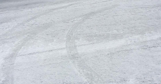 Ardahan&#039;da ulaşıma kar, buz ve sis engeli