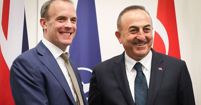 Bakan Çavuşoğlu, Dominic Raab&#039;la görüştü