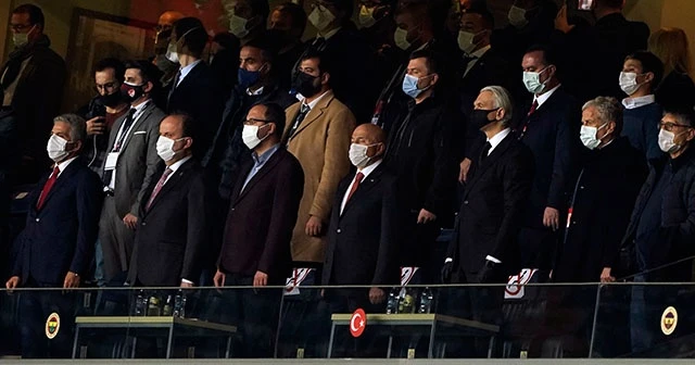 Bakan Kasapoğlu, Millileri Rusya karşısında yalnız bırakmadı