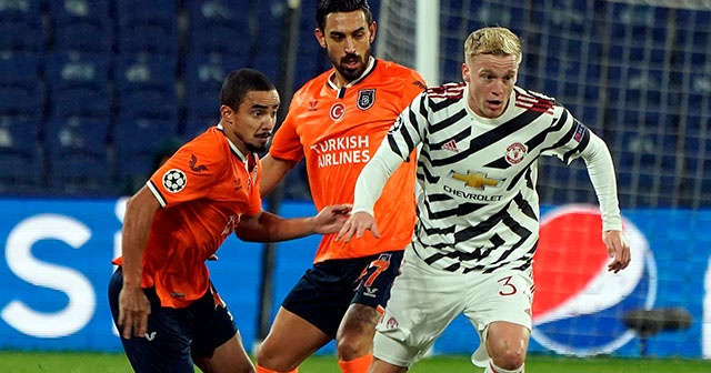 Başakşehir, Manchester United deplasmanında