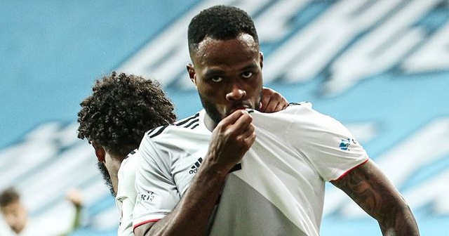 Beşiktaş&#039;ta Cyle Larin sezona iyi başladı