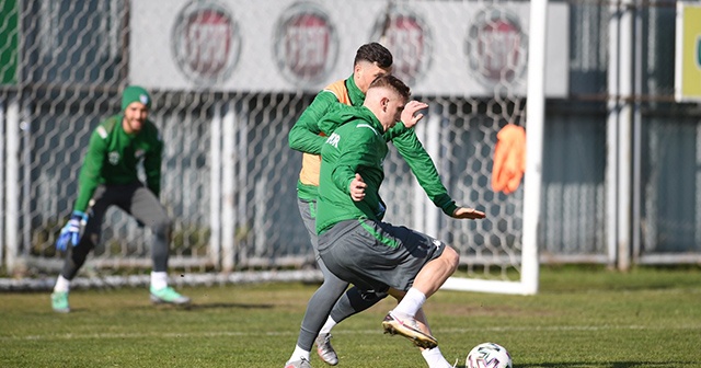 Bursaspor ara vermeden Altay maçı hazırlıklarına başladı