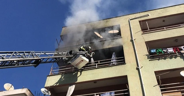 Cezaevinden çıktı, babasının evini yaktı