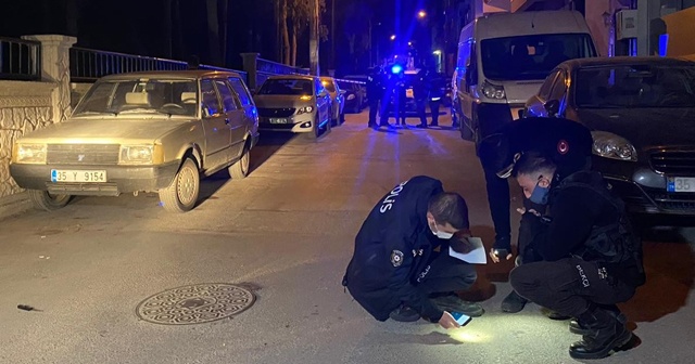 Devriye atan polis ekipleri sokaklardan yaralı topladı