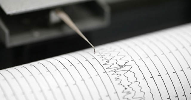 Ege Denizi&#039;nde 3,8 büyüklüğünde deprem