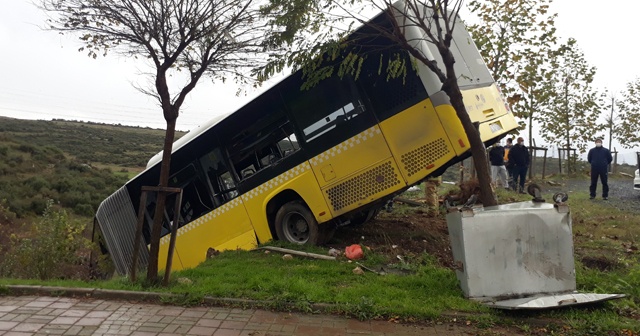 Faciadan dönülen otobüs kazası kamerada