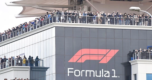 Formula 1'de balkonlar tıklım tıklım!