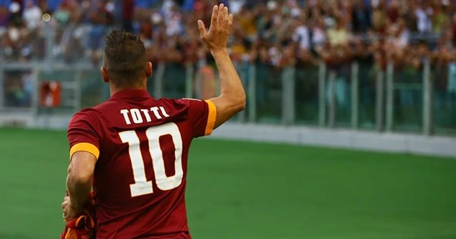 Francesco Totti korona virüse yakalandı