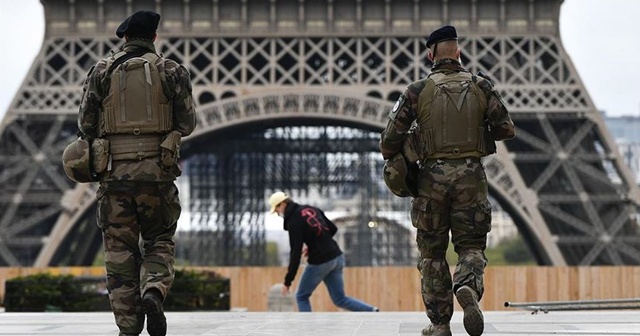 Fransa&#039;da son 24 saatte 426 kişi öldü
