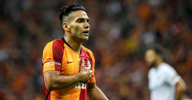 Galatasaray&#039;dan Falcao açıklaması!