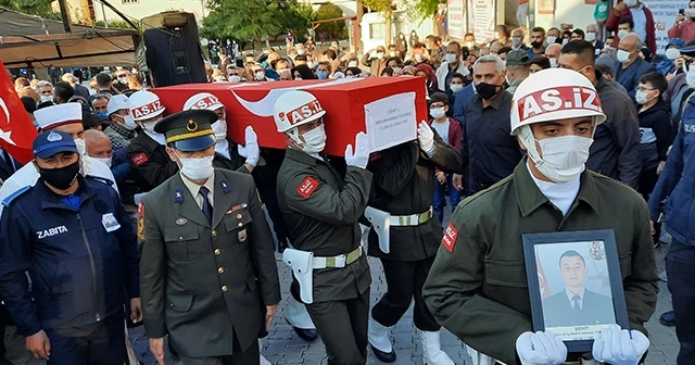 Hakkari şehidi Osmaniye’de son yolculuğuna uğurlandı