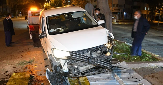 Hava yastığı sayesinde kazayı yara almadan atlattı