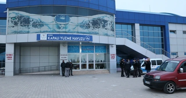Havuzda yüzen 18 yaşındaki genç boğuldu