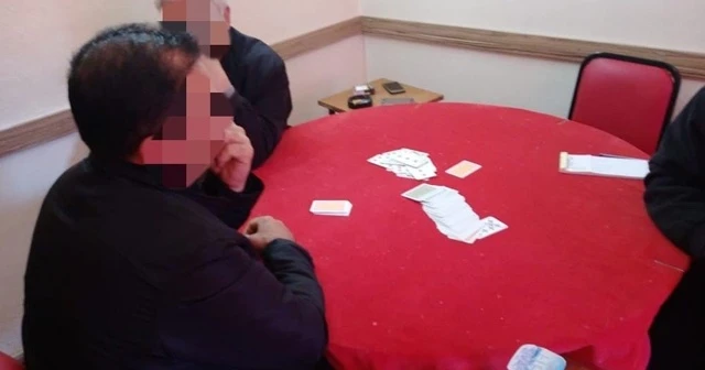 İskambil oyunu pahalıya patladı