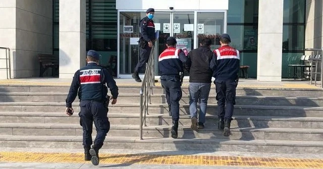İşlemediği suç kalmadı, ikiz kardeşinin kimliği ile saklandı