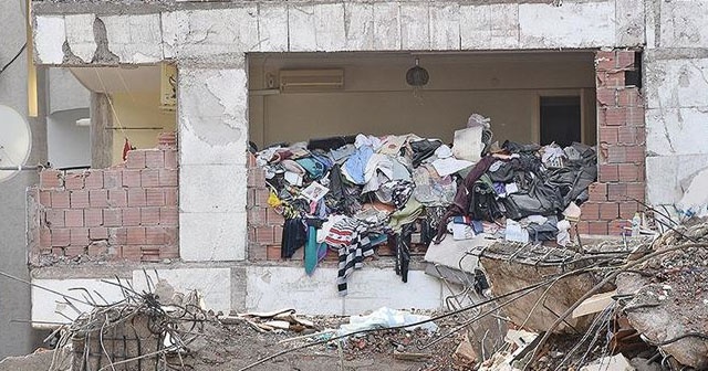 İzmir&#039;de depremden zarar görenlerden emlak komisyonu alınmayacak