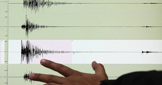 Kuşadası&#039;nda 4,5 büyüklüğünde deprem