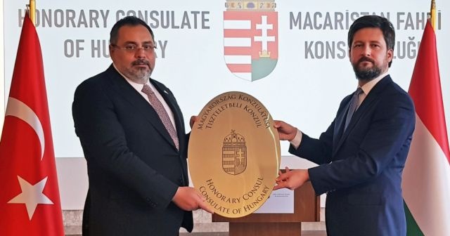 Macaristan’ın Trabzon Yeni Fahri Konsolosu Umut Durbakayım oldu