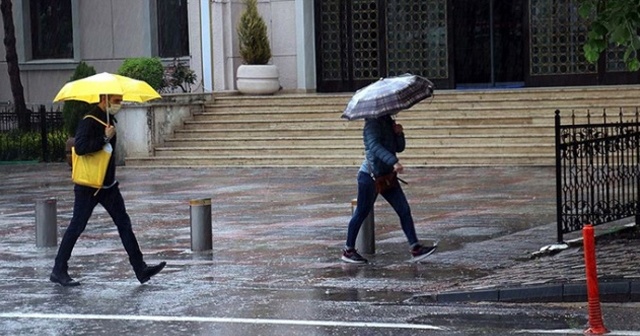 Marmara&#039;nın doğusu ile İstanbul&#039;da aralıklı sağanak bekleniyor