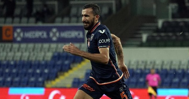 Mehmet Topal, Başakşehir’de ilk golünü attı