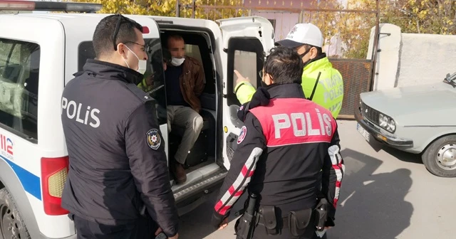 Polisten kaçan sürücü yakalanınca: "Onlar bizim büyüğümüz, atamız"