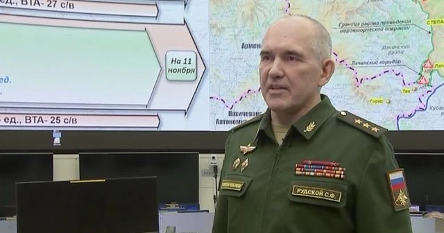 Rus barış gücü Dağlık Karabağ'da göreve başladı