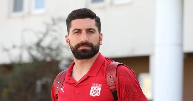 Sivasspor’da kaleci Muammer korona virüse yakalandı