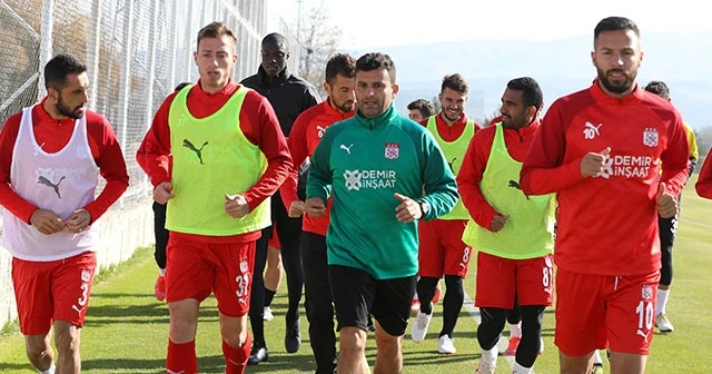 Sivasspor’da Karagümrük mesaisi sürüyor