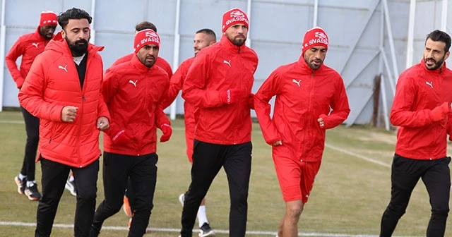 Sivasspor, Karabağ maçı hazırlıklarına başladı