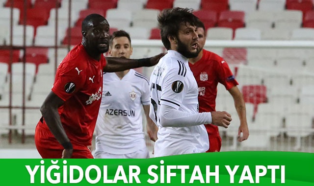 Sivasspor sahasında Azerbaycan takımı Karabağ&#039;ı 2-0 mağlup etti