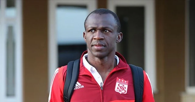 Sivasspor'un "dede"si Arouna Kone 37 yaşına girdi