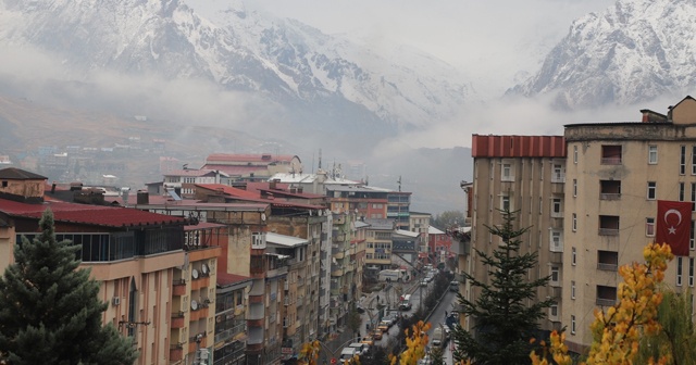 Sümbül Dağı karla kaplandı