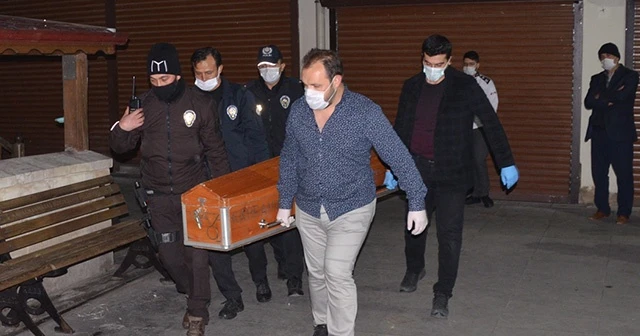 Şüpheli ölüm! Cami önünde ölü bulundu