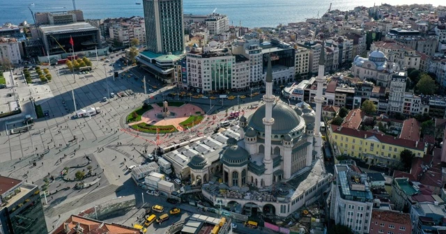 Taksim&#039;e yapılan cami ramazanda açılacak