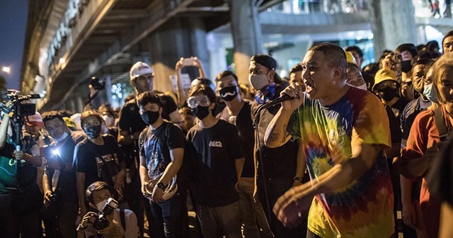 Tayland&#039;da protestocuların talepleri onaylandı