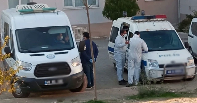 Yaşlı adam evinde ölü bulundu