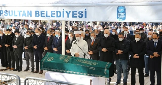 Yazar Ahmet Kekeç son yolculuğuna uğurlandı
