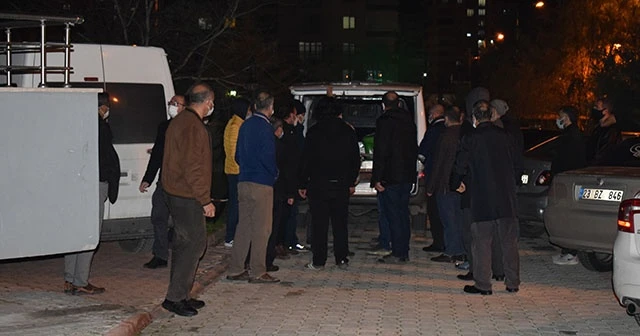 2 çocuk babası şahıs banyoda ölü bulundu
