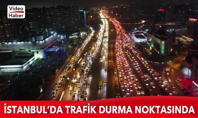 56 saatlik kısıtlamaya 2 saat kala E-5 karayolunda trafik yoğunluğu