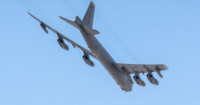 ABD Orta Doğu'da ikinci kez B-52H nükleer uçaklarını uçurdu