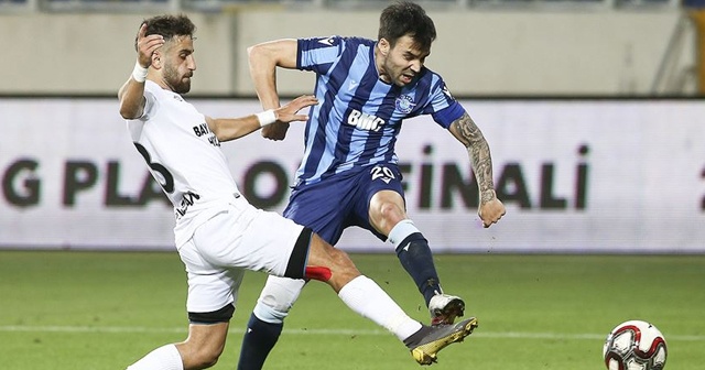 Adana Demirspor, 2 futbolcu ile yollarını ayırdı