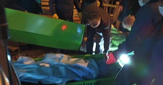 Arkadaşı ile girdiği inşaatta asansör boşluğuna düşerek öldü