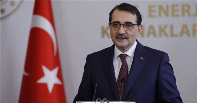 Bakan Dönmez: &quot;405 milyar metreküplük doğal gaz rezervi Filyos&#039;tan ana karaya çıkacak&quot;