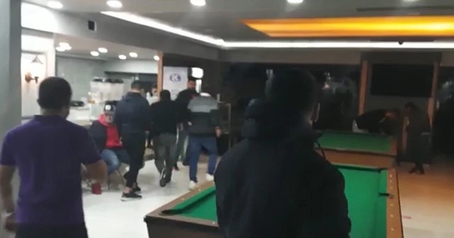 Baskın yiyen gençlerden “şalterli” kaçış