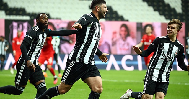 Beşiktaş 3 puanı 3 golle aldı