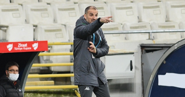 Bursaspor Teknik Direktörü Mustafa Er: “Birbirinize sarılın ve sahip çıkın”