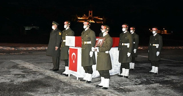 Cumhurbaşkanı Erdoğan&#039;dan şehit ailesine başsağlığı mesajı