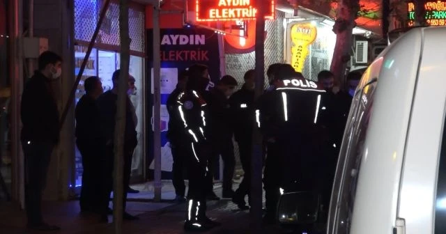 Dükkana kurşun yağdırıp kayıplara karıştılar
