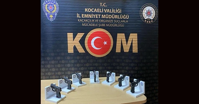 Durdurulan araçtan 7 adet ruhsatsız tabanca çıktı: 2 gözaltı